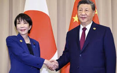 日本の首相、中国の「威圧」を警告、安全保障改革を誓う