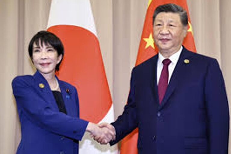 日本の首相、中国の「威圧」を警告、安全保障改革を誓う