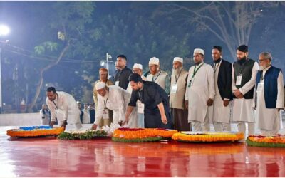 野党党首シャフィクル・ラーマン博士が11党連合のトップリーダーたちを伴って