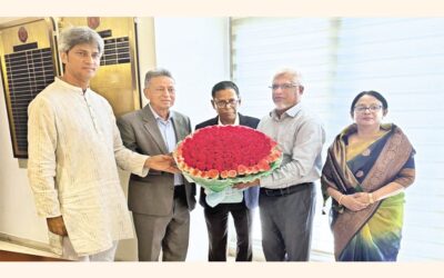 サダラン・ビマ議長が財務大臣に挨拶