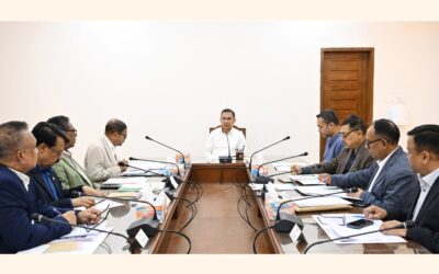 会議を主宰するタリク・ラーマン首相