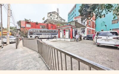 オクタン消費者はガソリンスタンドで車に燃料を補給することができない