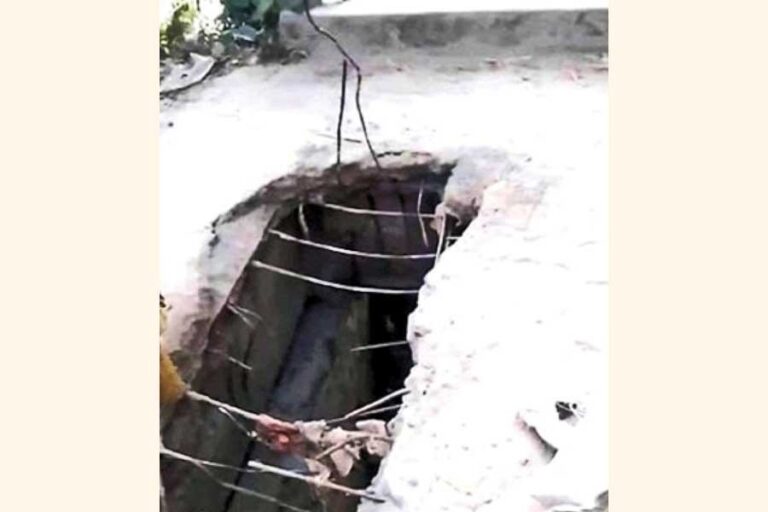 チャンドプルの橋崩落で数千人が被害