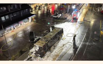スイス警察、バス火災は故意によるものかもしれないと発表
