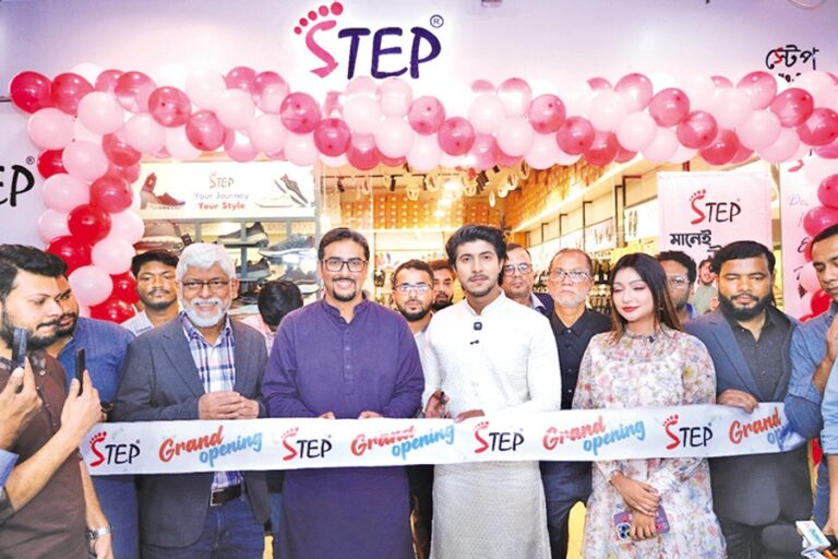 ステップ・フットウェアがジャムナ・フューチャー・パークに新店舗をオープン