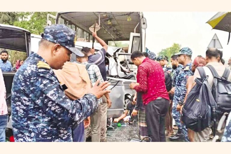 ランパル事故で13人が死亡、うち11人が家族