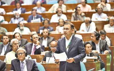 13日、JSがストライキのさなか初セッションに突入