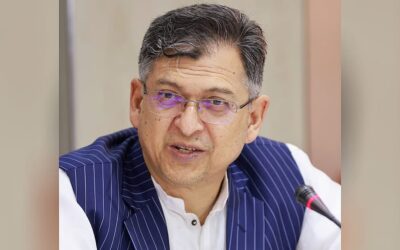 サラーフディン氏、警察改革とロヒンギャ危機に関して英国の支援を求める