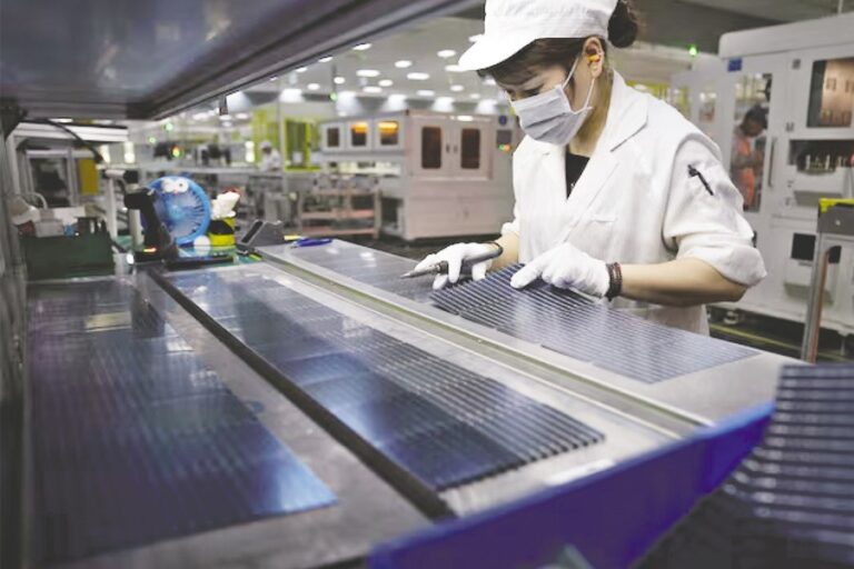 世界的なリスクが高まる中、中国経済は2026年に早期に勢いを増す。