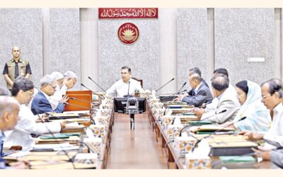 イード休暇中、首相が執務室に出勤