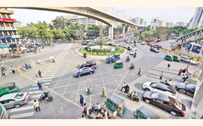 水曜日の首都は閑散としていた。