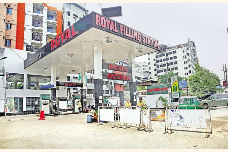 燃料危機は深刻化している。