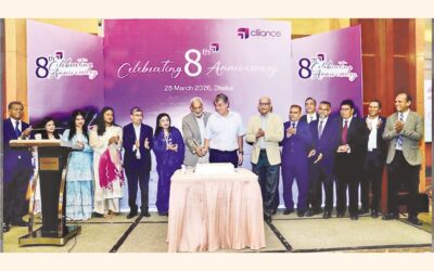 アライアンス・ファイナンスが8周年を祝う