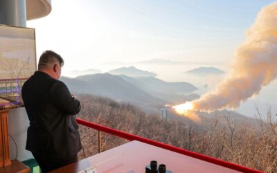 北朝鮮、米国本土を標的とするミサイルのエンジン試験を実施