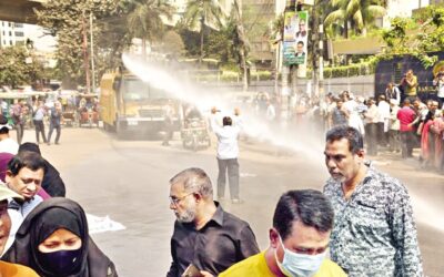 預金者がBBの前で抗議