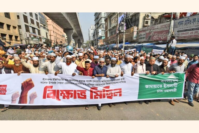 ジャマートは、選挙操作の疑いでリズワナとハリルールの尋問を要求