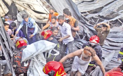 ケラニガンジのガスライター工場火災で5人が死亡