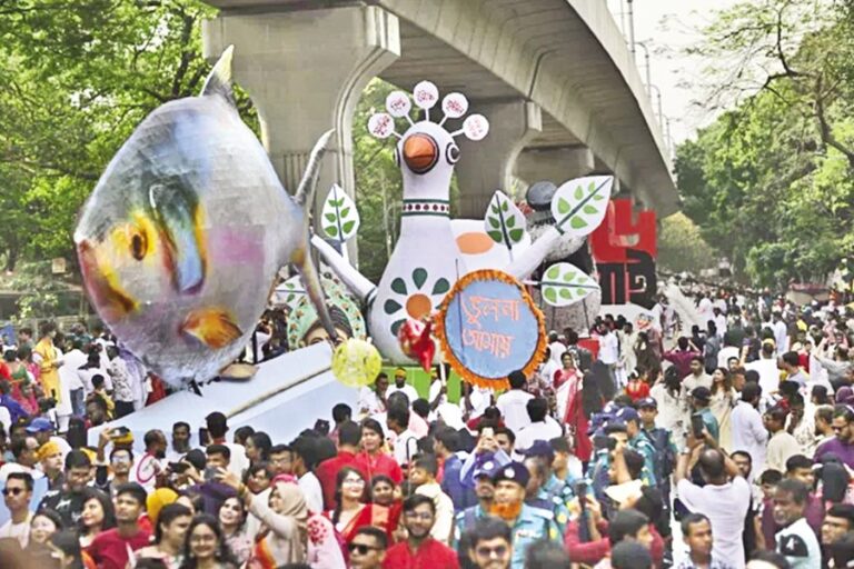 政府、バングラの新年行列の名前を「ボイシャキ・ショバジャトラ」に変更