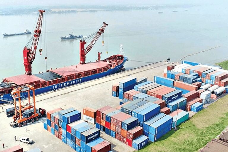 燃料の供給が止まると、経済活動も停止する。