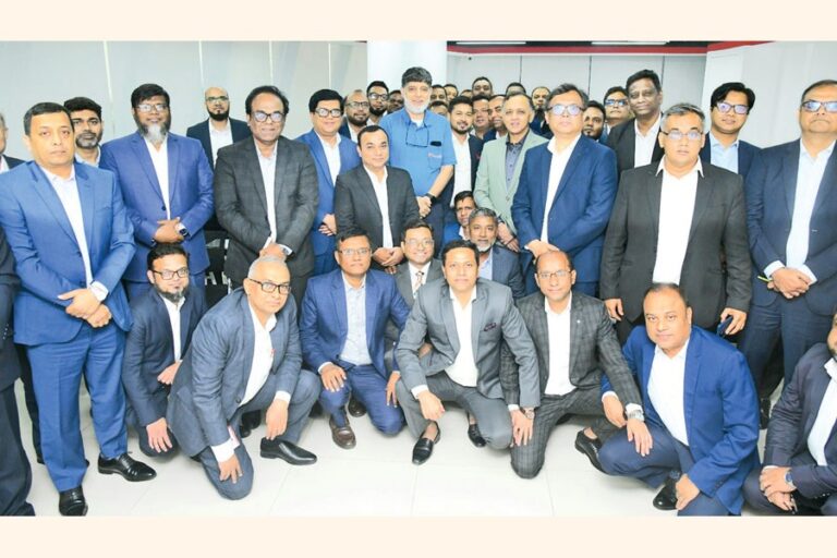 ミッドランド銀行が支店長との「リーダーズ・ミート」プログラムを開催