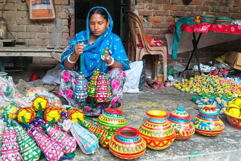 100年以上続く土工芸を守り続ける辺境の村
