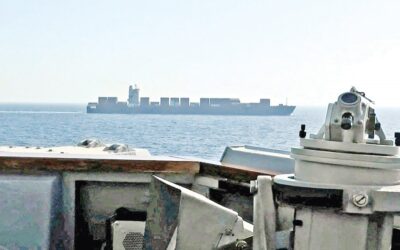 イランは、封鎖がまだ解決されていない状況下でのパキスタンでの米国との協議を問題視している。