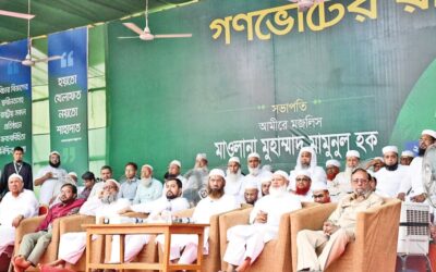 ジャマート党首のシャフィクル氏は、議会でも街頭でも運動は続くと述べた。