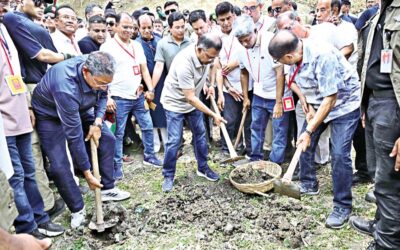 公共の秩序と平和を乱す行為は一切許されない：首相