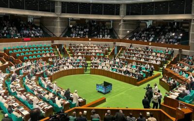 暫定政権の133の条例：廃止されたものと存続するもの