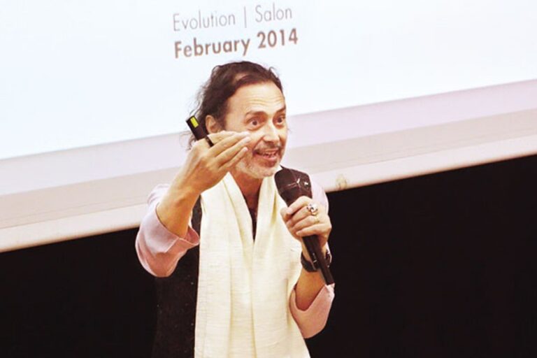 建築家ノヴェンブレ氏がBRACUで講演