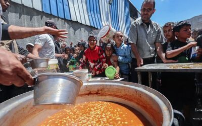国連は、中東戦争の長期化に伴い、懸念されていた世界的な飢餓危機が「現実のものとなる」と警告した。