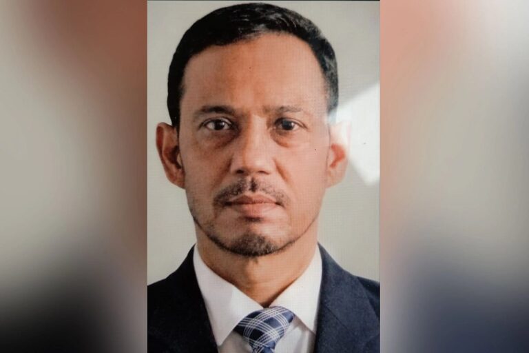 銀行関係者の懸念を受け、バングラデシュ中央銀行はイスラミ銀行にオブザーバーを任命した。