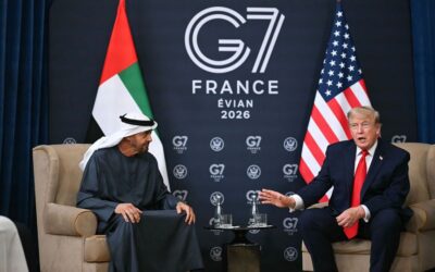 ドナルド・トランプ氏がアラブ首長国連邦のシェイク・モハメド・ビン・ザイード・アル・ナヒヤーン氏との二国間会談に出席