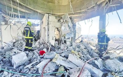 イラン、米国の攻撃への報復としてクウェートとバーレーンを攻撃