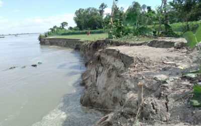 ガイバンダ州マニクガンジでは川の浸食が家屋や農地を破壊し続けている