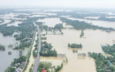 雨による洪水がコックスバザール全域で猛威を振るい、30万人が被災