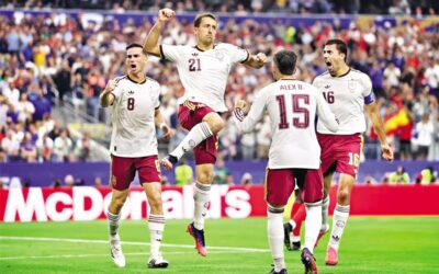フランスを破り、スペインがワールドカップ決勝進出