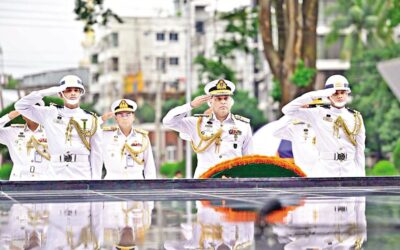 新しい海軍長官がシカ・アニルバンで追悼