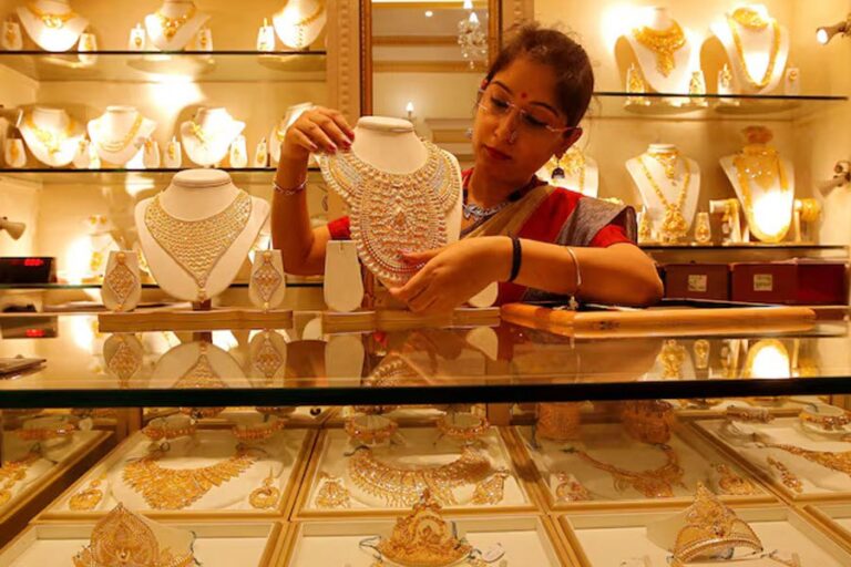 インドの金価格の割引率は需要の弱まりを受けて7週間ぶりの高水準に達した。一方、中国の金購入は改善している。