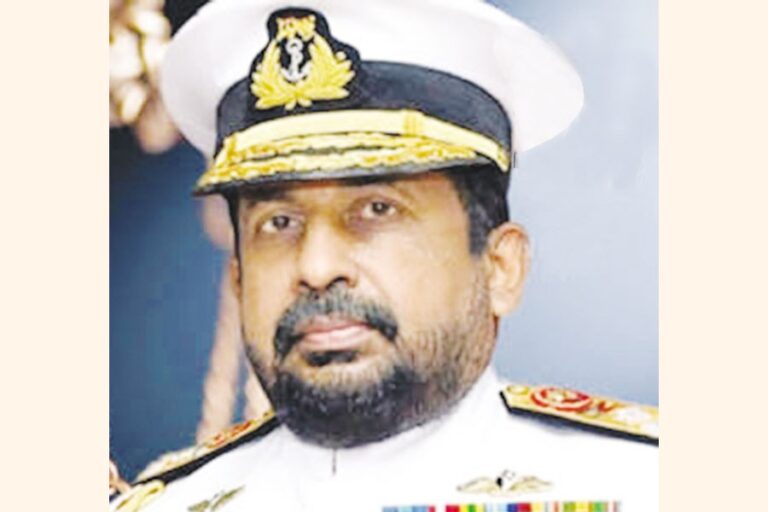 スリランカの元海軍司令官が汚職容疑で逮捕される