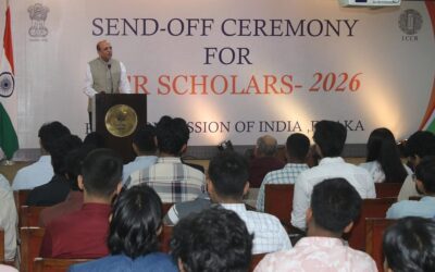 インドでバングラデシュの親善大使になろう：ディネシュ・トリヴェディ氏がICCR奨学生に語る
