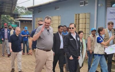米国特使がロヒンギャ難民キャンプを訪問、難民らは帰還支援を訴える