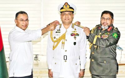 海軍司令官に提督の階級が授与される