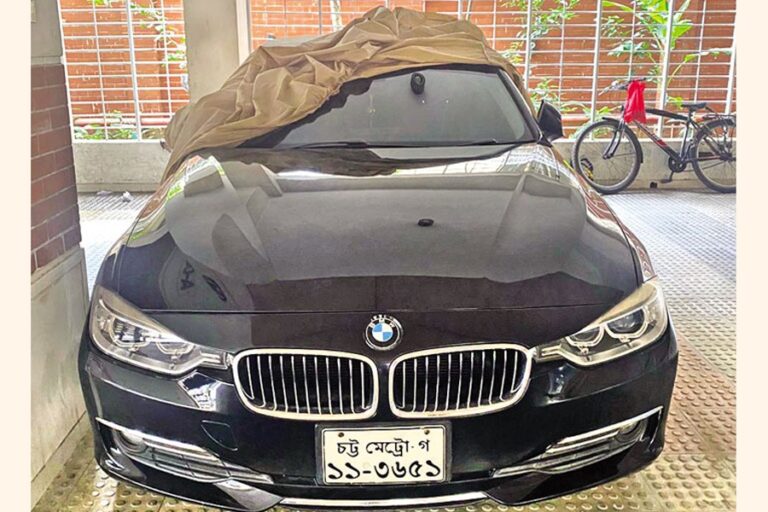 BMWが関税逃れのために「解体」された