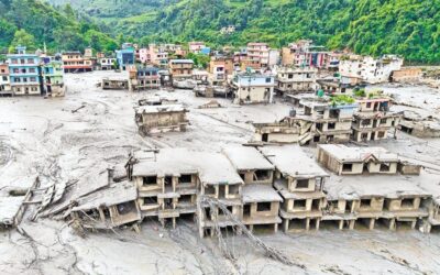 ネパールで発生した壊滅的な洪水により359人が死亡