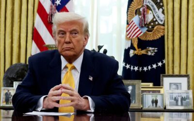 トランプ大統領がアイスランドをアメリカ国旗の下に描いた地図を投稿したことを受け、アイスランドは米国大使を召喚した。