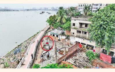 ブリガンガ川の境界標柱の内側では、いかなる建造物も建設することは違法である。