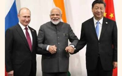 モディ首相がデリーでプーチン大統領と習国家主席を迎え入れる中、トランプ氏の影はBRICS諸国に大きくのしかかっている。
