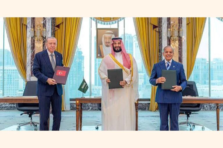 サウジアラビアがフーシ派による新たな攻撃を報告、フランスは軍事支援を申し出る
