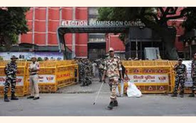 インド、選挙抗議デモに備え数千人の警察官を配備